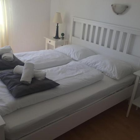 Apartments Rina 诺瓦利娅 外观 照片